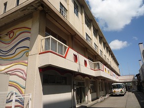 幼稚園教諭・保育士養成所